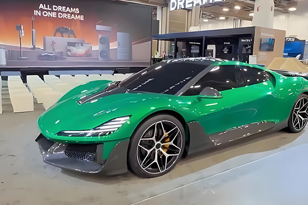 國產(chǎn)超跑引爆CES 2026，碳纖維成高性能電動時代“材料之王”