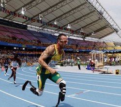 碳纖維復(fù)合材料對(duì)人體的植入